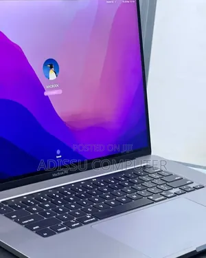 New Laptop Apple MacBook Pro 2019 32GB Intel Core i9 SSD 512GB