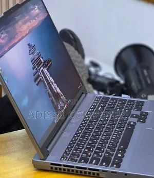 New Laptop Lenovo Legion 5 16GB AMD Ryzen 7 SSD 1T
