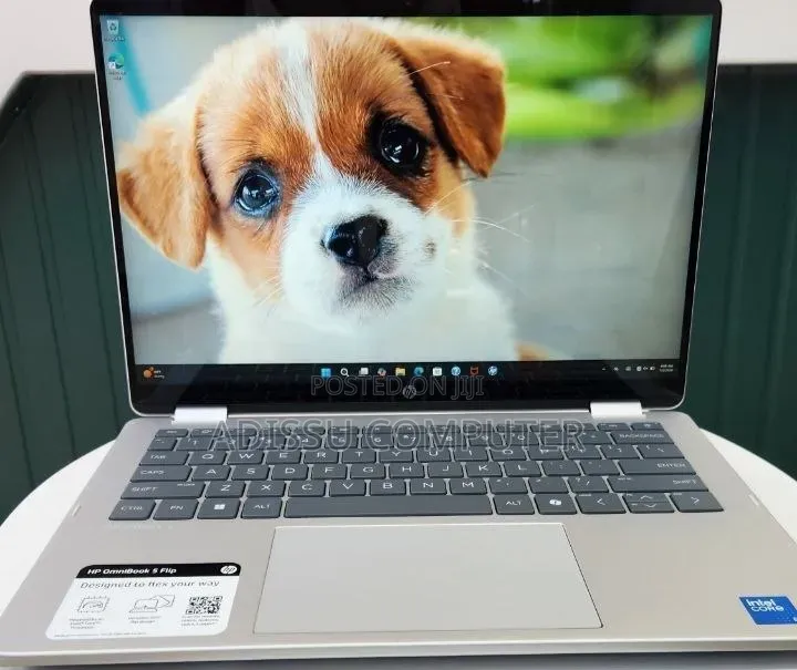 New Laptop HP OmniBook 5 Flip 14-fp0023dx 8GB Intel Core 5 SSD 512GB