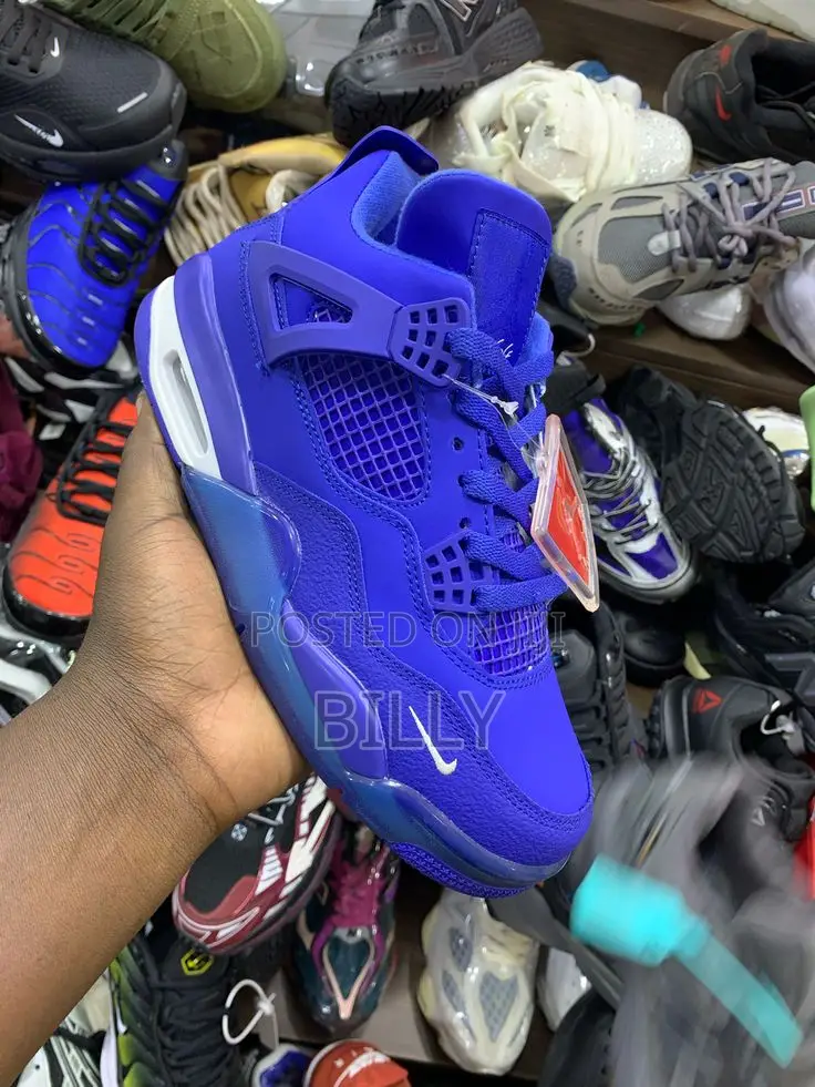 Air Jordan 4