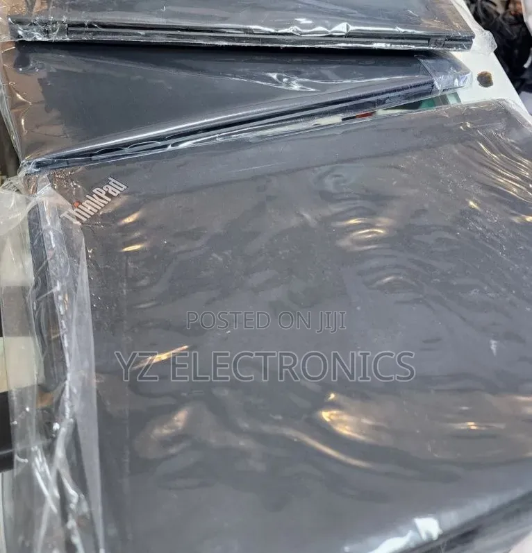 New Laptop Lenovo ThinkPad T14s G4 16GB Intel Core i7 SSD 512GB
