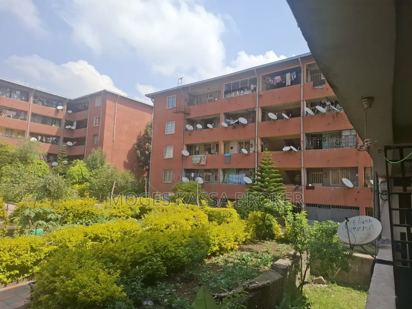 Furnished 1bdrm Condo in የሚሸጥ 20/80 ኮንዶሚንየም, Yeka for sale