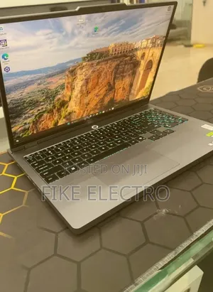 New Laptop Lenovo Legion 5 32GB Intel Core Ultra 9 SSD 1T