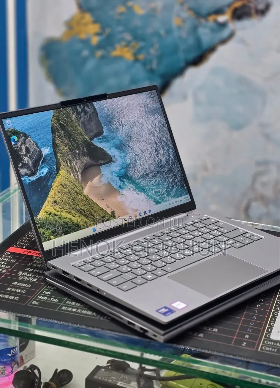 New Laptop Lenovo ThinkPad Yoga 16GB Intel Core Ultra 7 SSD 512GB