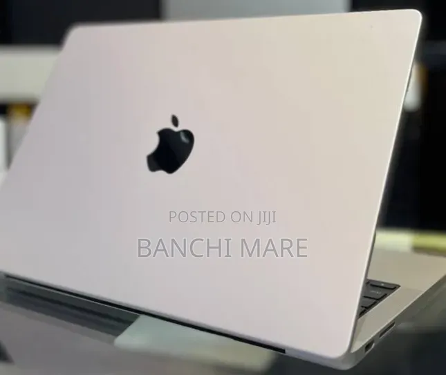 New Laptop Apple MacBook Pro 2023 M3 8GB Apple M3 SSD 512GB