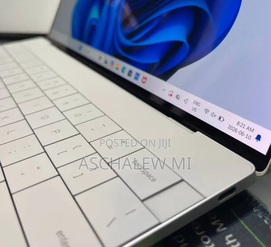 New Laptop Dell XPS 13 16GB Qualcomm Snapdragon X Elite SSD 512GB