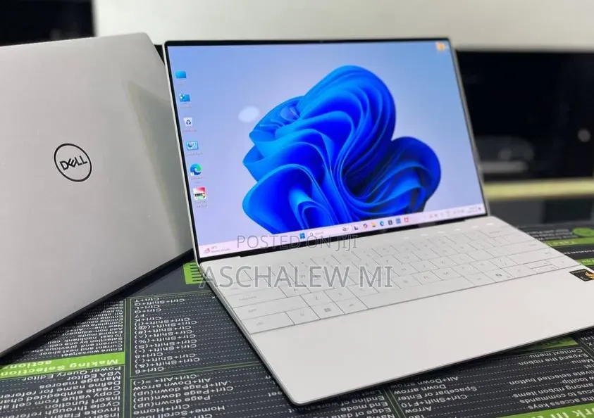 New Laptop Dell XPS 13 16GB Qualcomm Snapdragon X Elite SSD 512GB