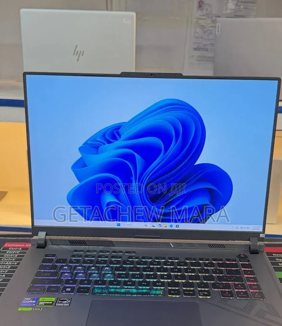 New Laptop Asus ROG Strix G15 16GB Intel Core i7 SSD 1T