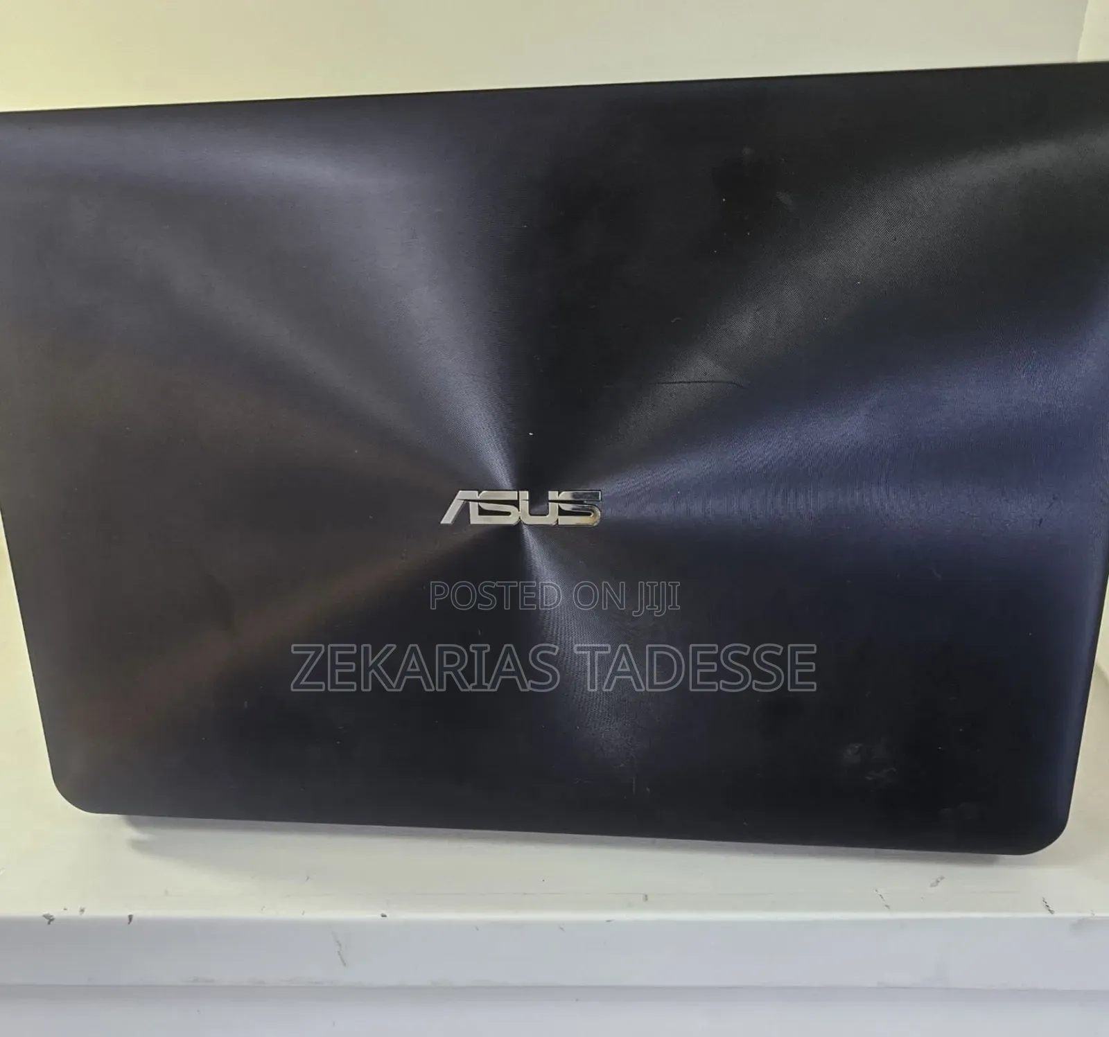 New Laptop Asus 8GB Intel Core i7 HDD 750GB