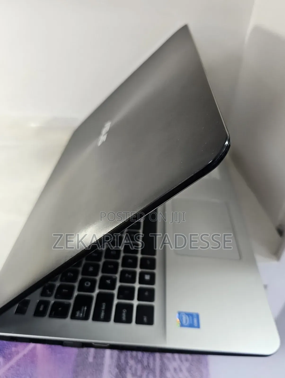 New Laptop Asus 8GB Intel Core i7 HDD 750GB