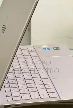 New Laptop HP Pavilion 14 16GB Intel Core i7 SSD 1T