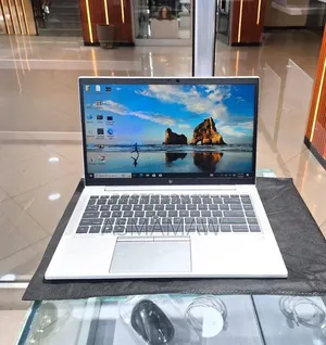 New Laptop HP EliteBook 840 G8 16GB Intel Core i5 SSD 512GB