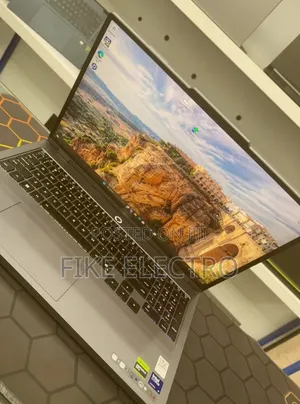 New Laptop Lenovo Legion 5 32GB Intel Core Ultra 9 SSD 1T