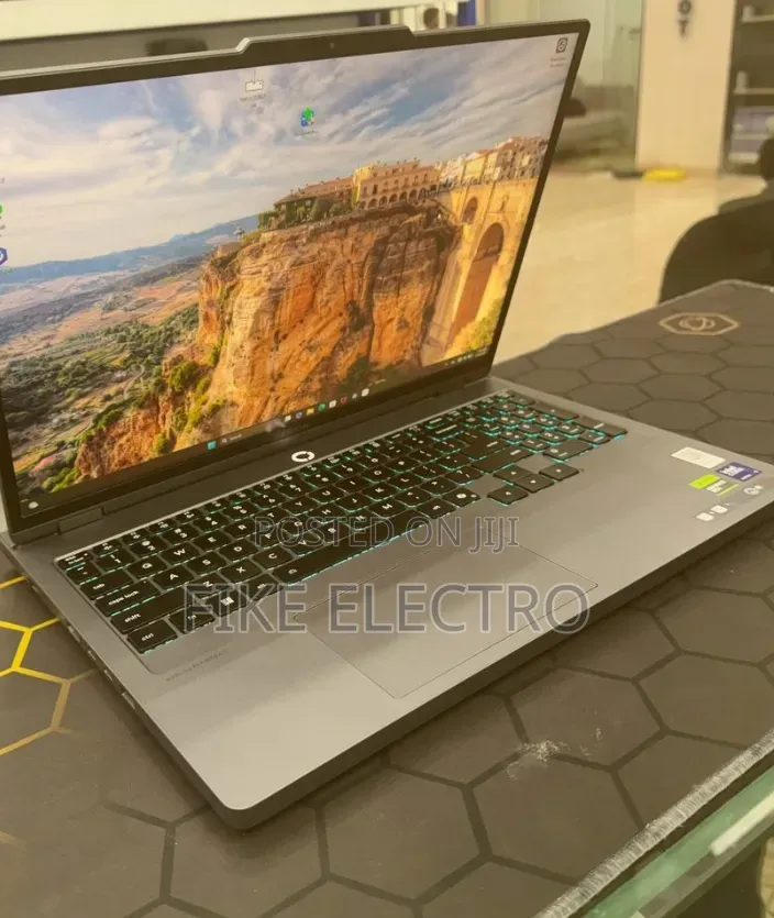 New Laptop Lenovo Legion 5 32GB Intel Core Ultra 9 SSD 1T