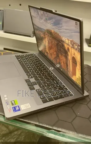 New Laptop Lenovo Legion 5 32GB Intel Core Ultra 9 SSD 1T