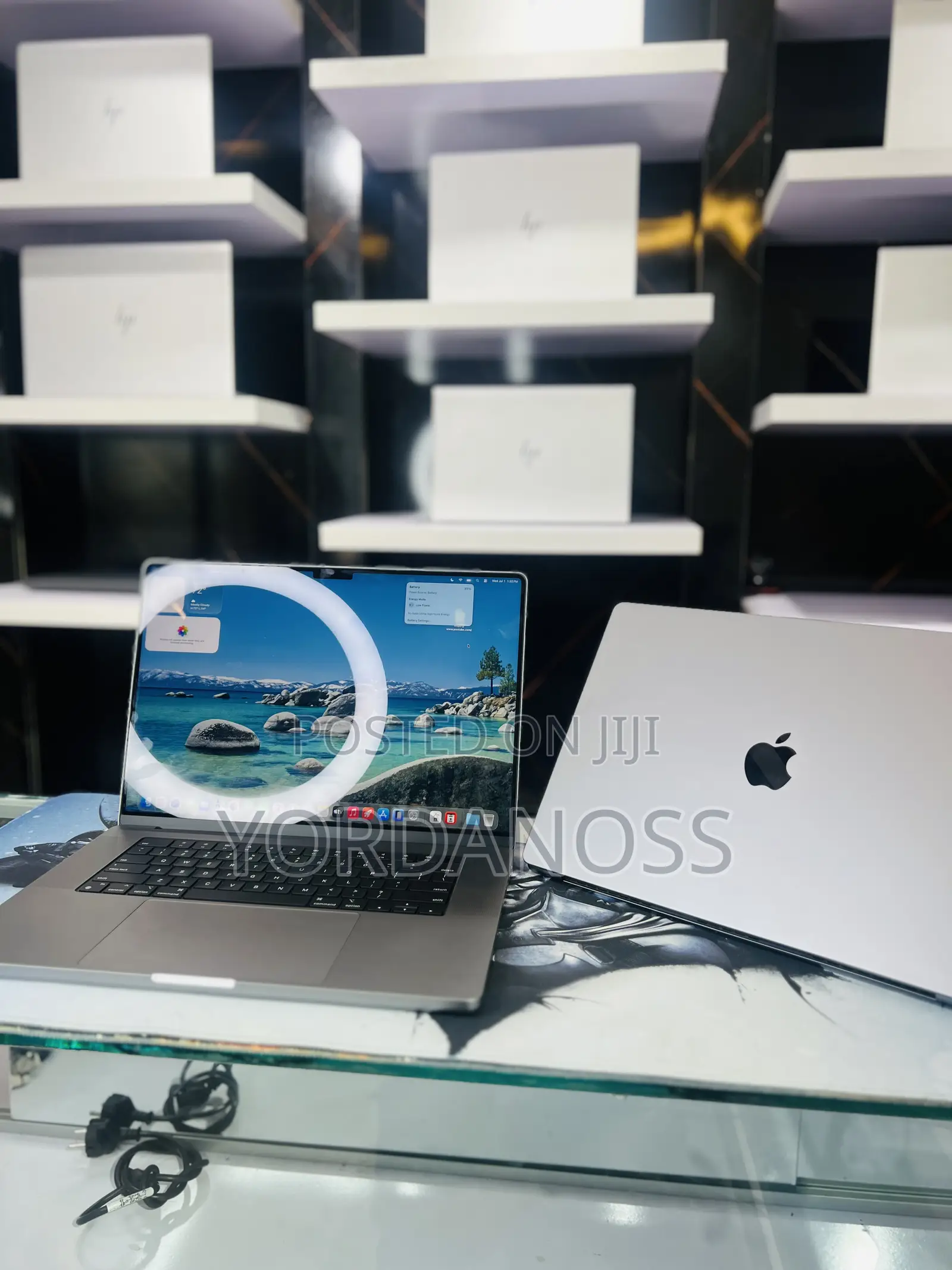New Laptop Apple MacBook Pro 2021 M1 32GB Apple M1 Pro SSD 512GB