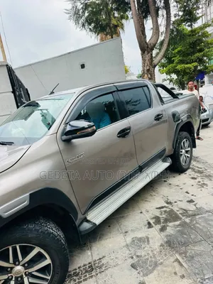 Toyota Hilux Revo Double Cab Deisel 2.4 RWD 2019