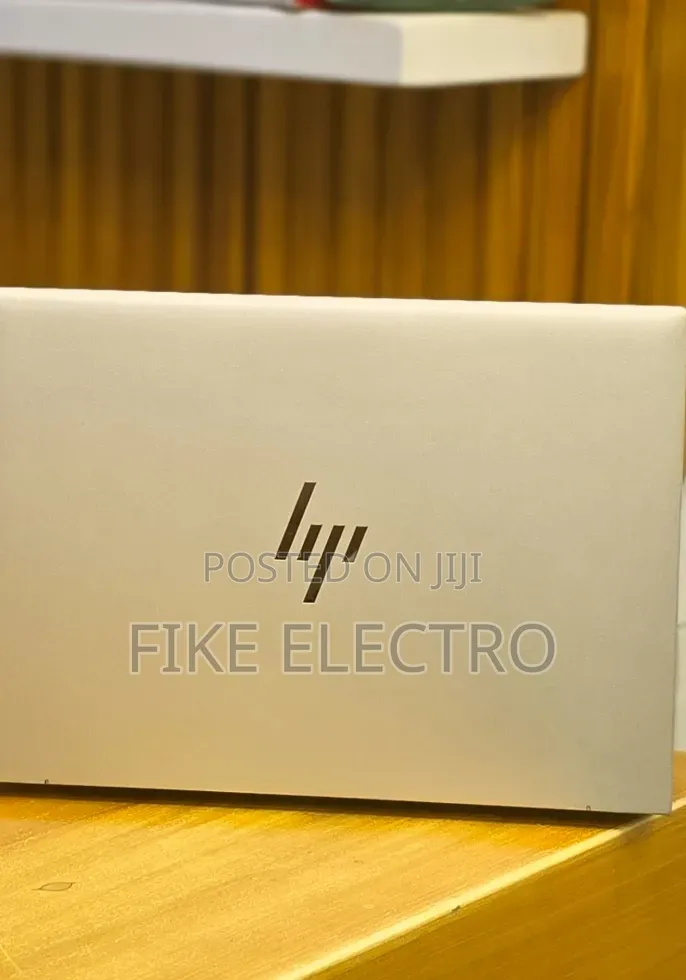 New Laptop HP EliteBook 840 G10 16GB Intel Core i7 SSD 512GB
