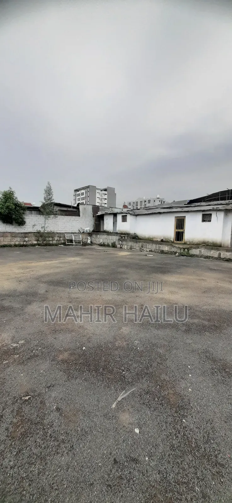 4bdrm House in Feyl Bet, Bole for rent