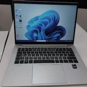 New Laptop HP EliteBook 840 10 16GB Intel Core i7 SSD 512GB