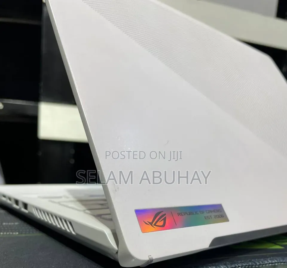 New Laptop Asus ROG Zephyrus G15 16GB AMD Ryzen 9 SSD 512GB