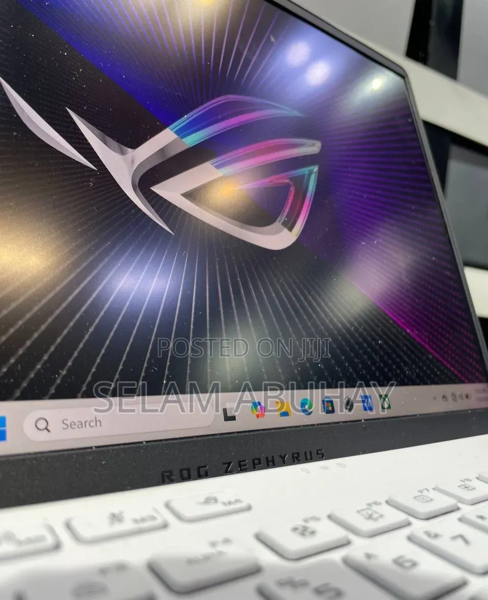 New Laptop Asus ROG Zephyrus G15 16GB AMD Ryzen 9 SSD 512GB
