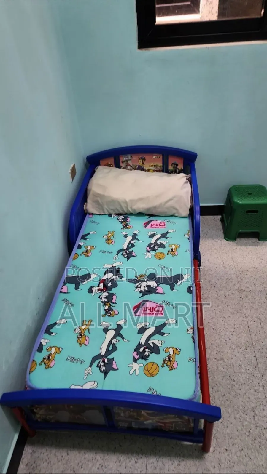 Adorable Baby/Kids Bed - Strong Safe Cute!