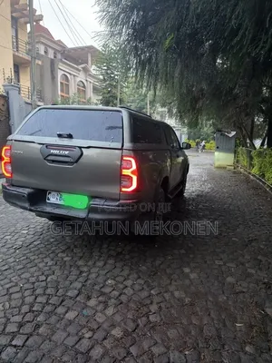 Toyota Hilux 2021 Gray