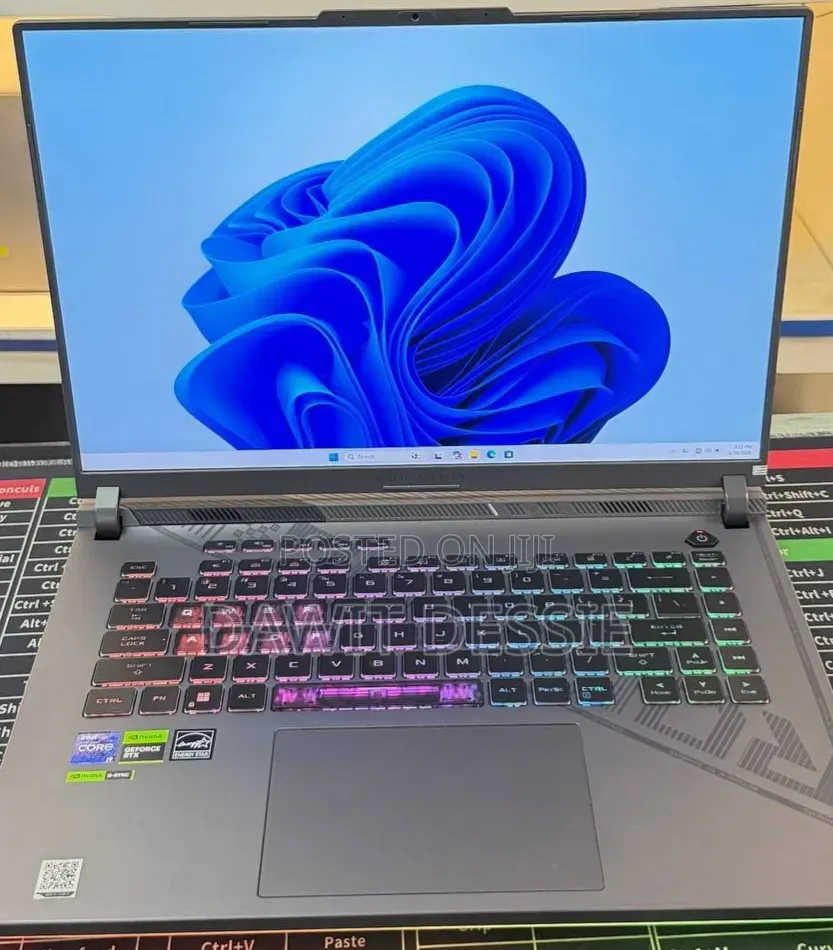 New Laptop Asus 16GB Intel Core i9 SSD 1T