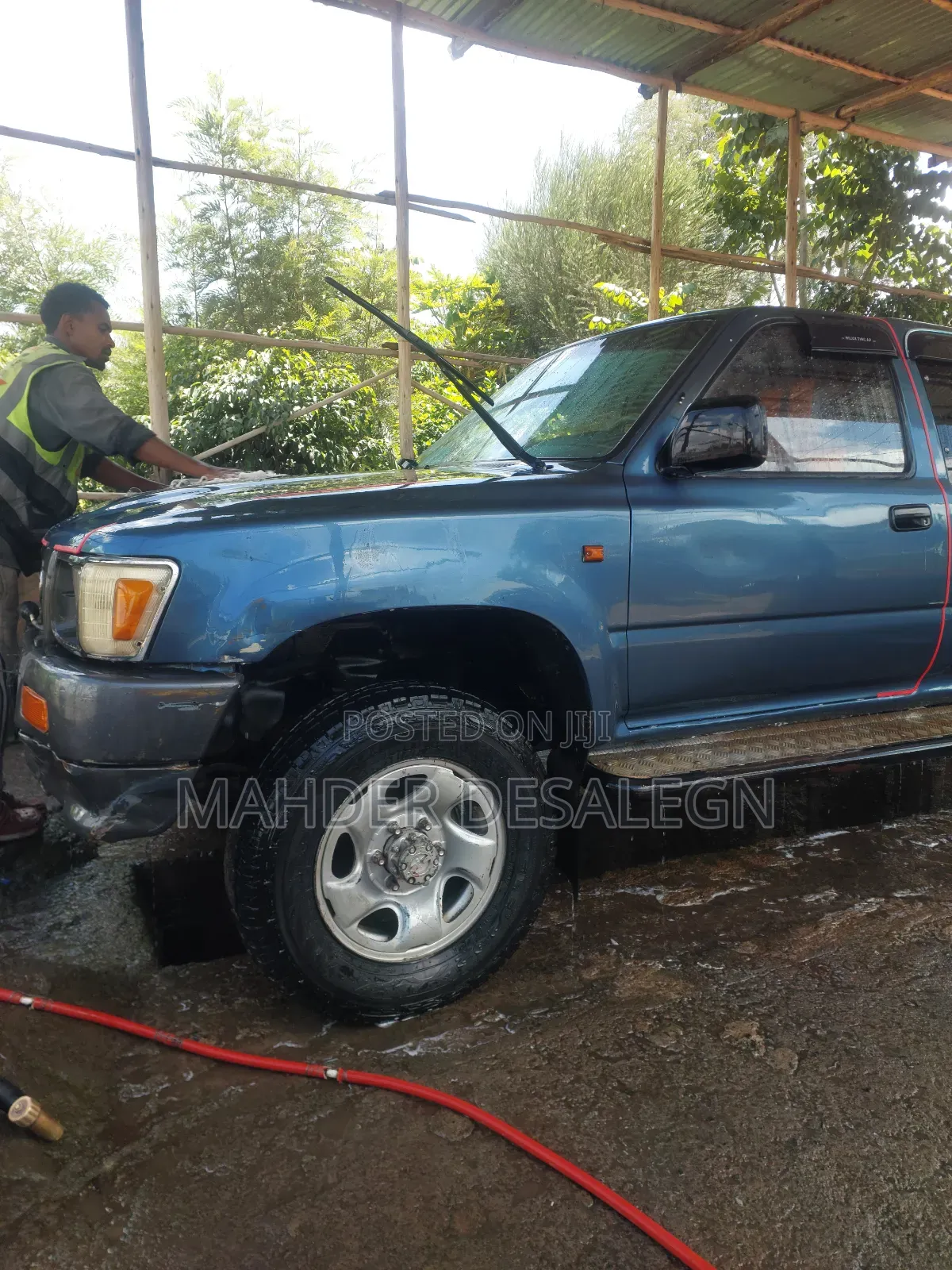 Toyota Hilux 1996 Blue