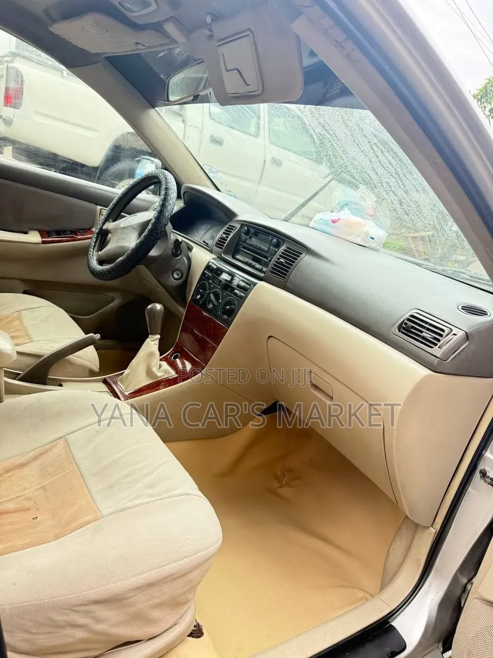 Toyota Corolla 2004 Gold