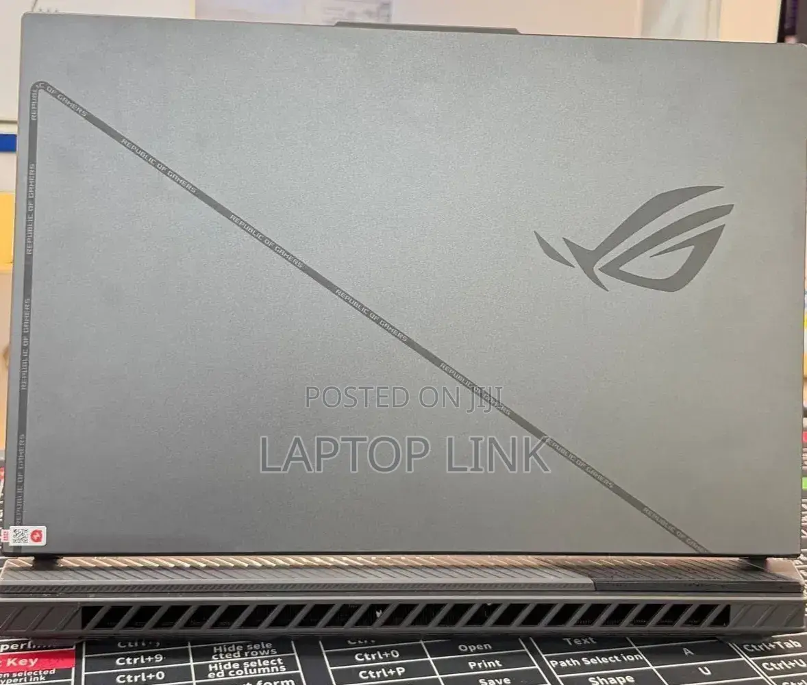 New Laptop Asus ROG Strix G15 16GB Intel Core i9 SSD 1T