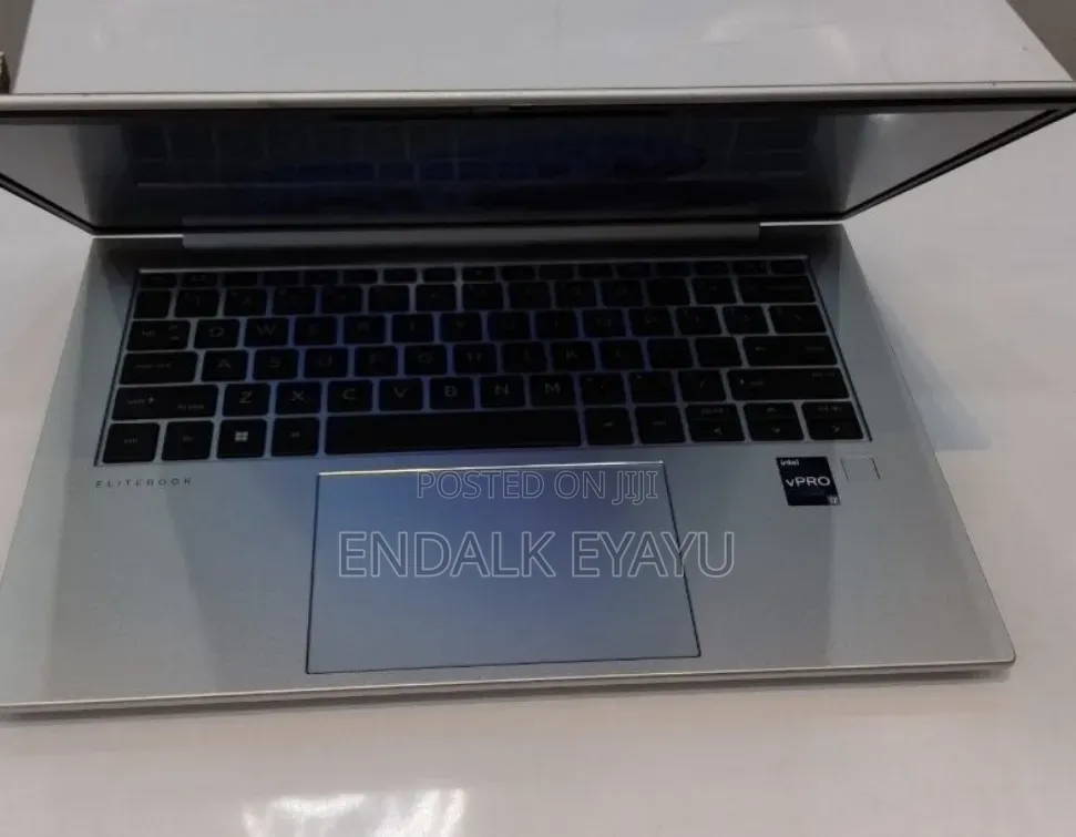New Laptop HP EliteBook 840 10 16GB Intel Core i7 SSD 512GB