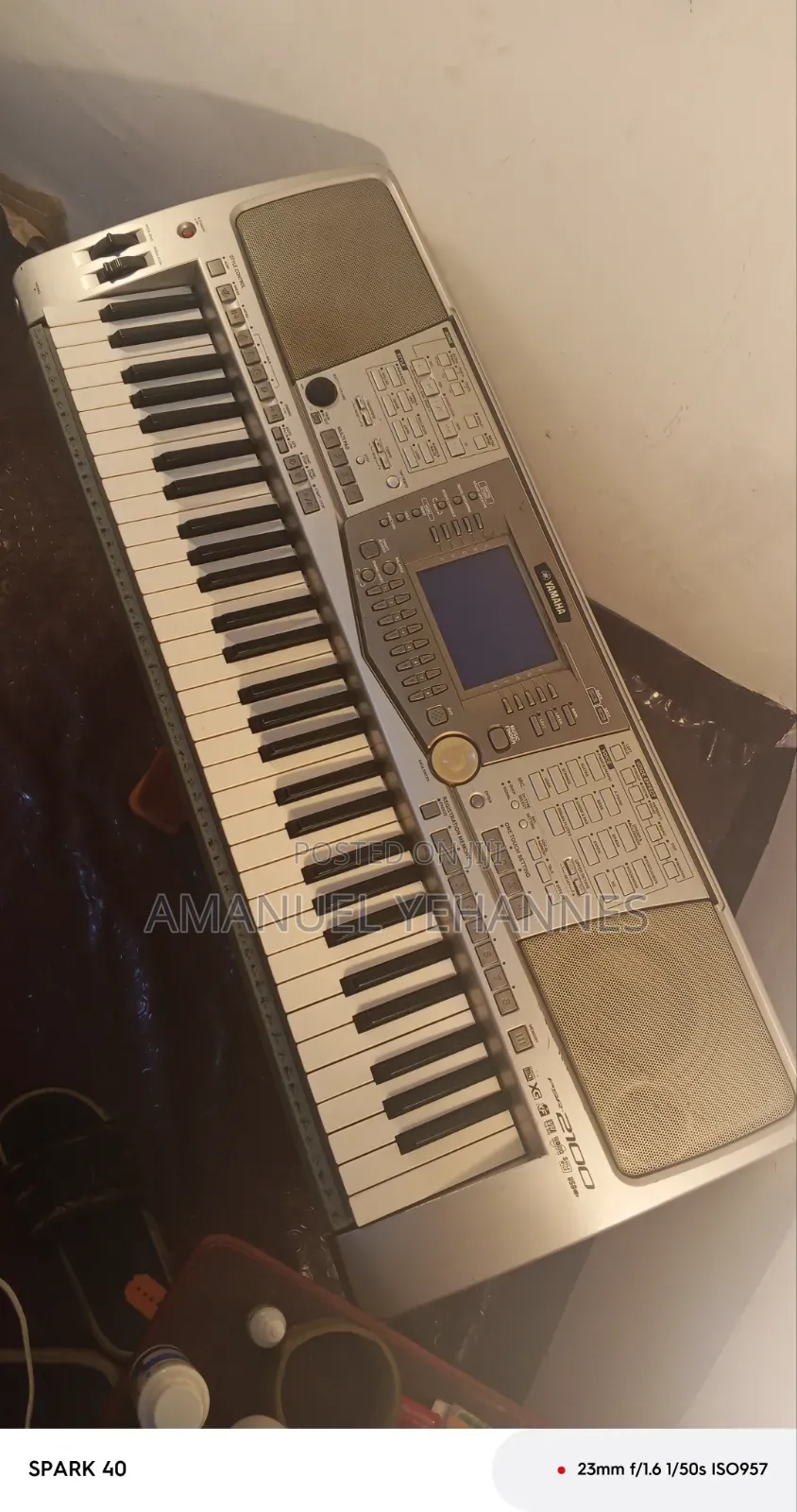 Yamaha PSR 2100 Keyboard Piano