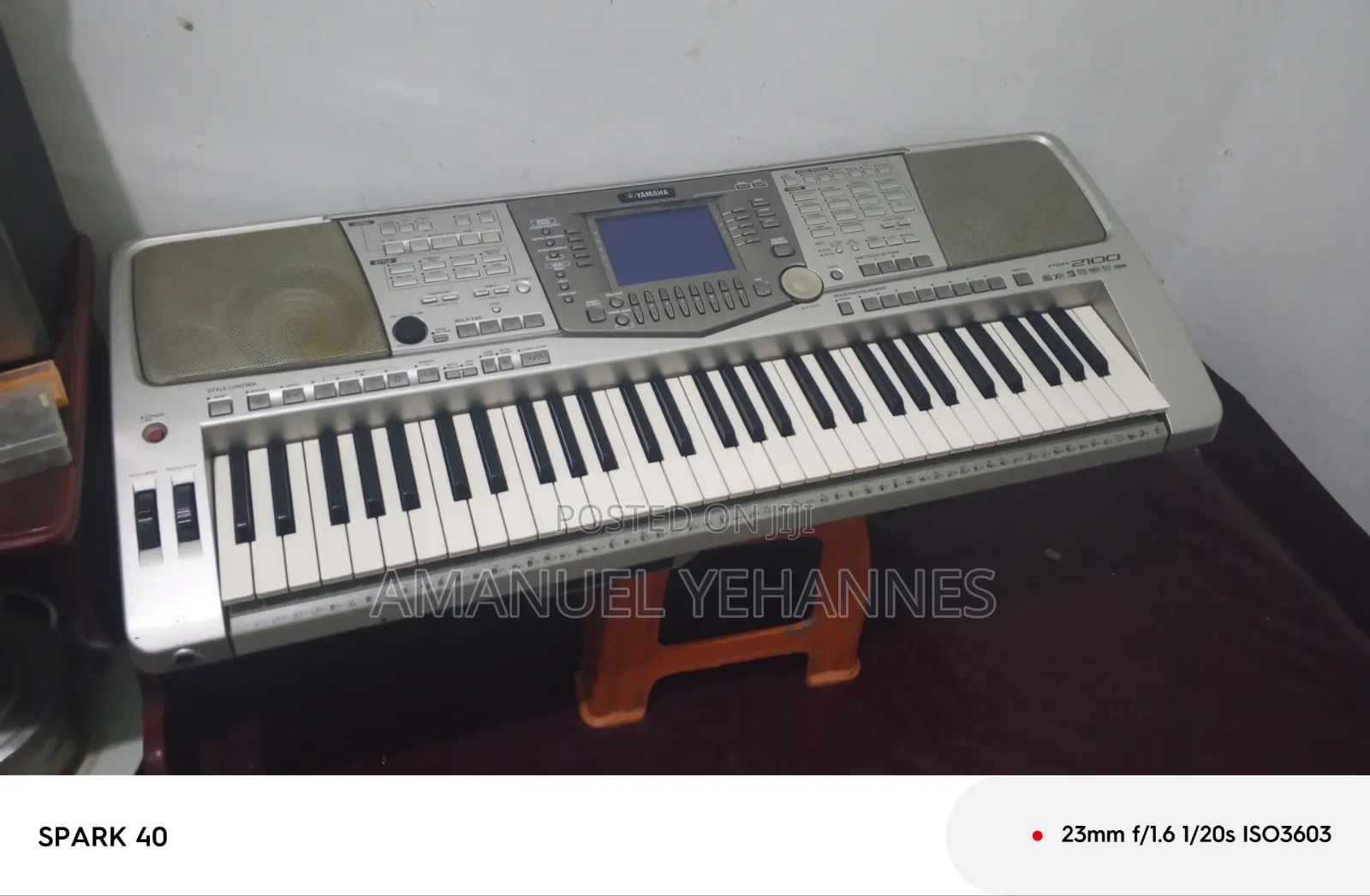 Yamaha PSR 2100 Keyboard Piano