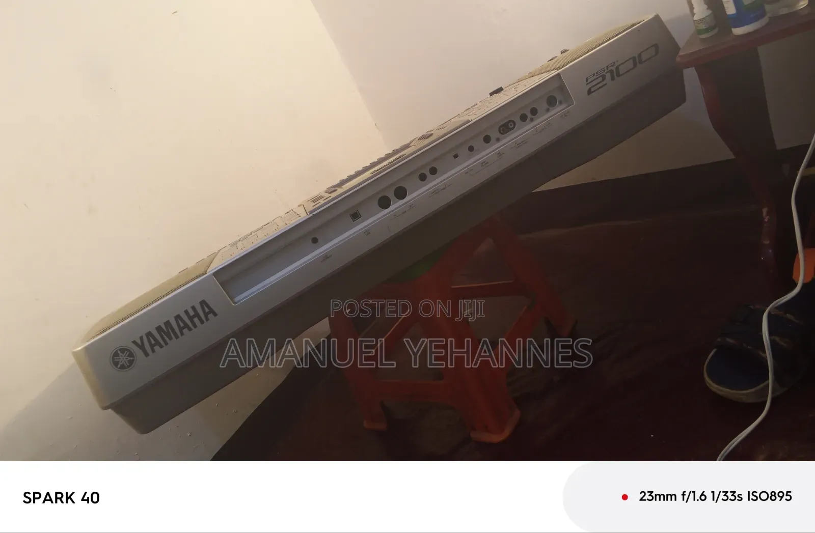 Yamaha PSR 2100 Keyboard Piano