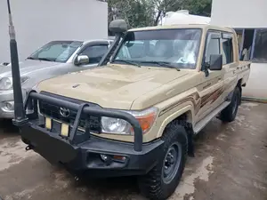Toyota Land Cruiser 2019 Beige