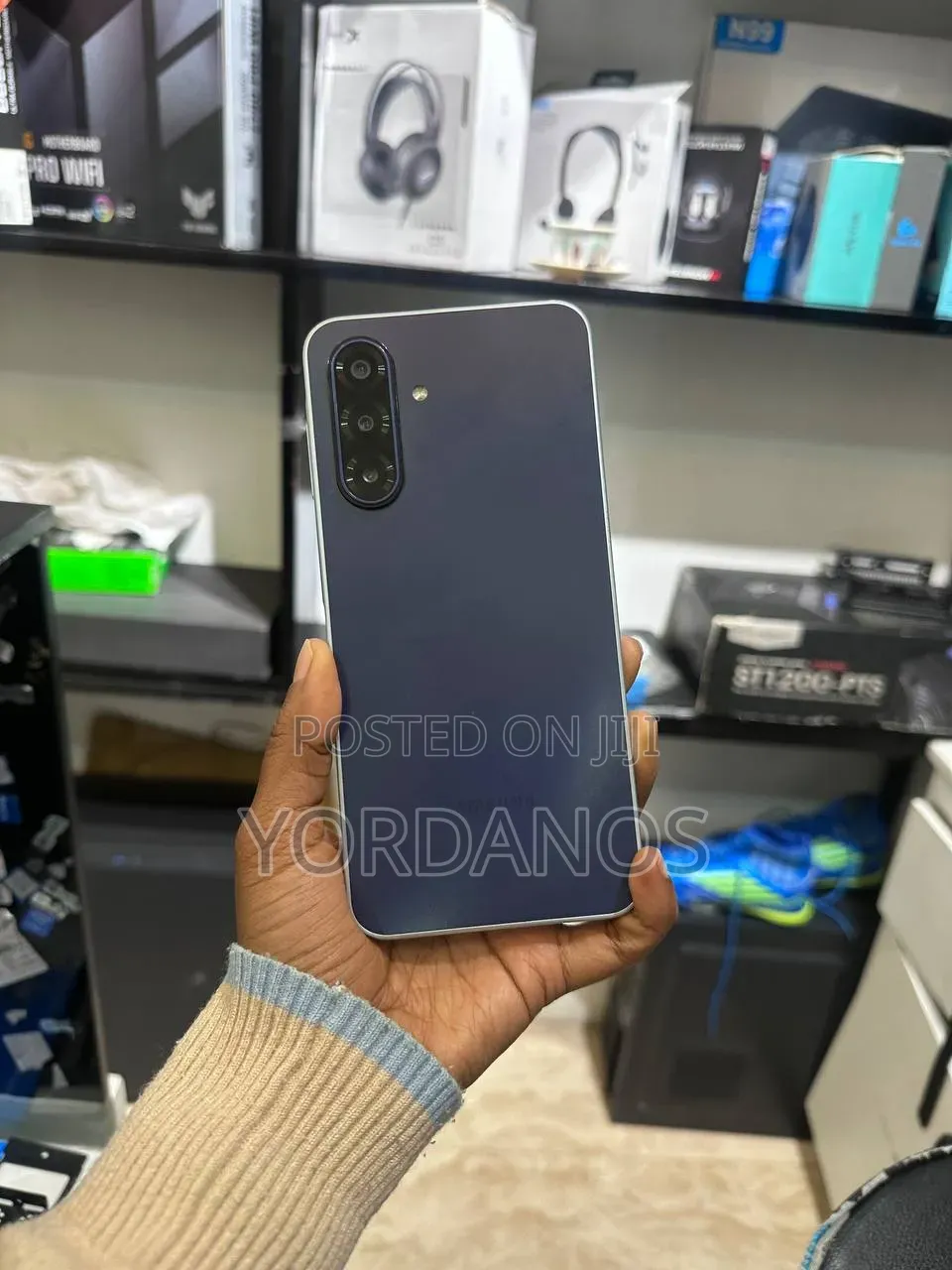 New Samsung Galaxy M17 5G 128 GB Black