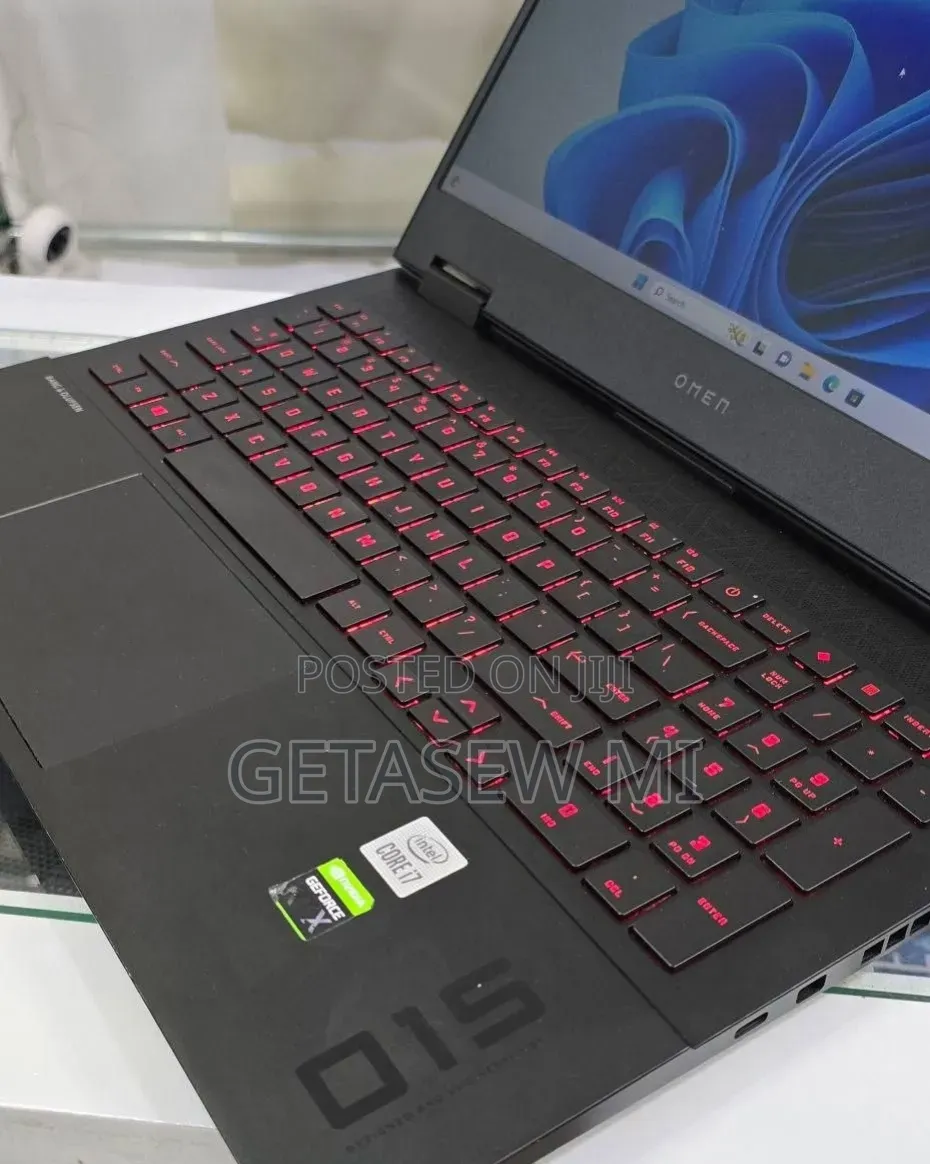 New Laptop HP Omen 15 16GB Intel Core i7 SSD 512GB