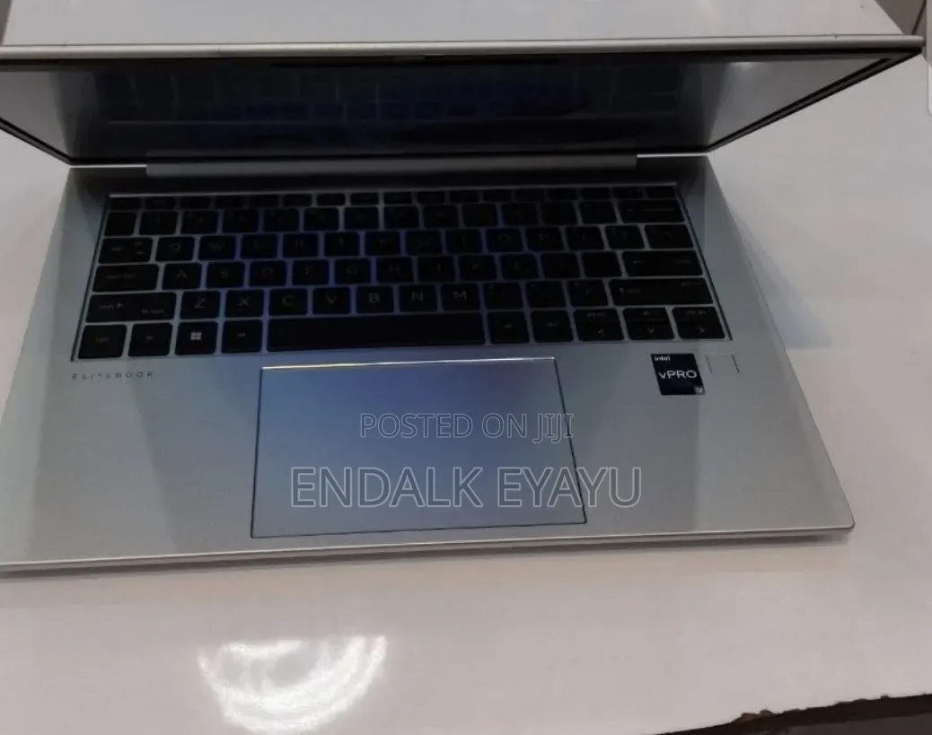 New Laptop HP EliteBook 840 10 16GB Intel Core i7 SSD 512GB