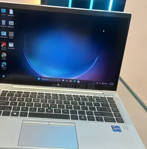 New Laptop HP EliteBook 840 G8 16GB Intel Core i7 SSD 512GB