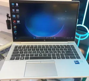New Laptop HP EliteBook 840 G8 16GB Intel Core i7 SSD 512GB