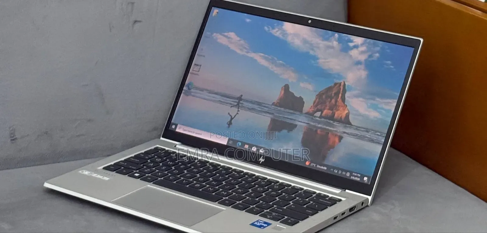 New Laptop HP EliteBook 830 G8 8GB Intel Core i5 SSD 512GB