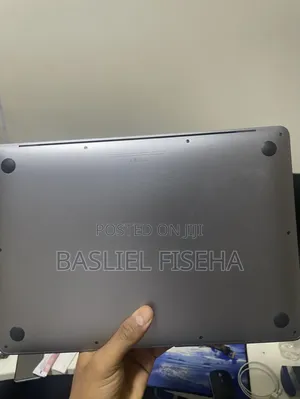 New Laptop Apple MacBook Air 2020 M1 8GB Apple M1 SSD 256GB