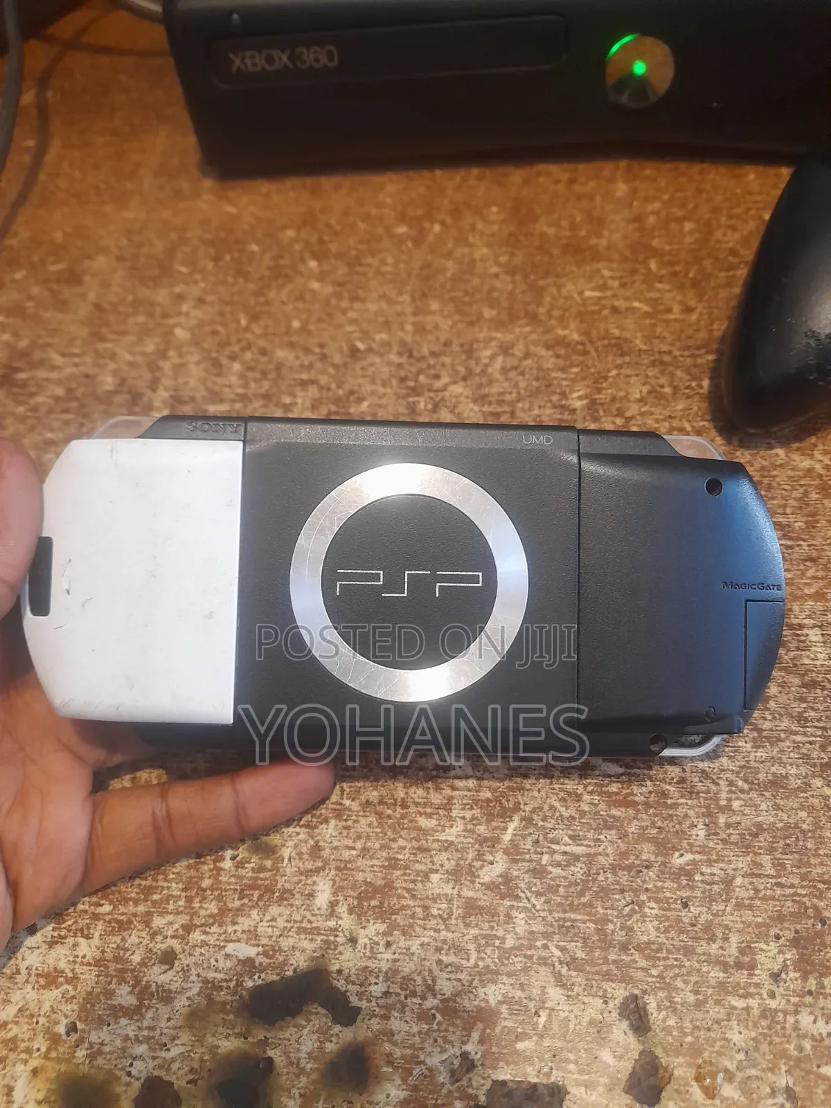 PSP Original With 4 Games and Jaiobreak