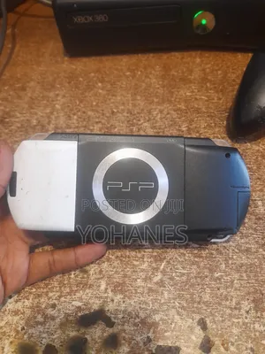 PSP Original With 4 Games and Jaiobreak