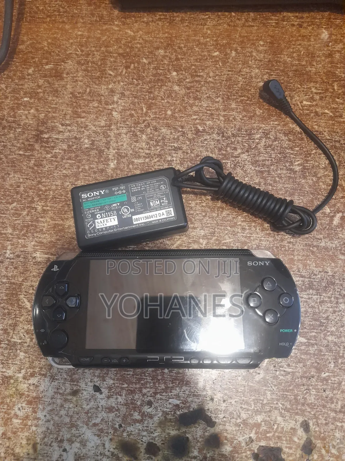 PSP Original With 4 Games and Jaiobreak