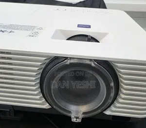 Brand New Sony VPL-Dx
