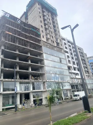 ሙሉ ጥንቅን አድርገን የምናስረክባቸዉን የንግድ ሱቆች ቦሌ ላይ እየሸጥን እንገኛለን