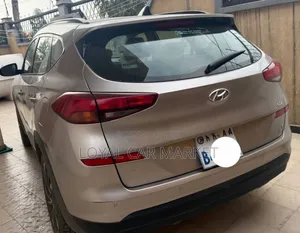 Hyundai Tucson 2019 Gold